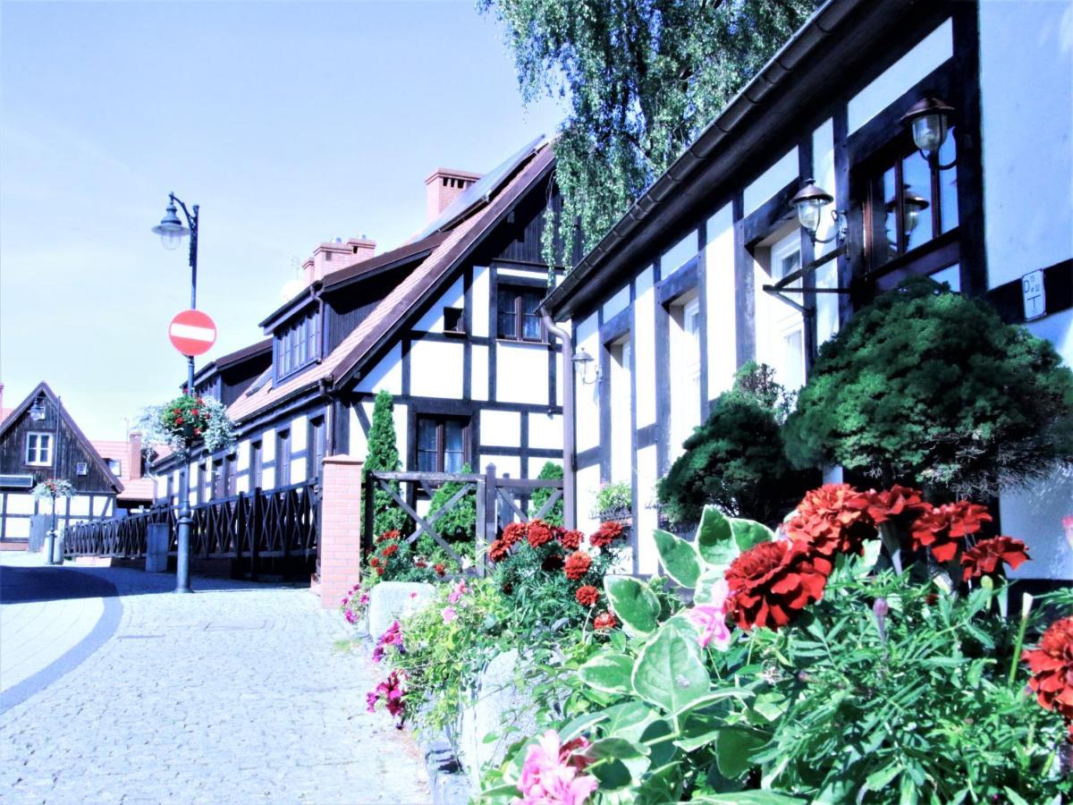 Royal Maris Apartments: Central Ustka, Near Beach & Port Exterior photo